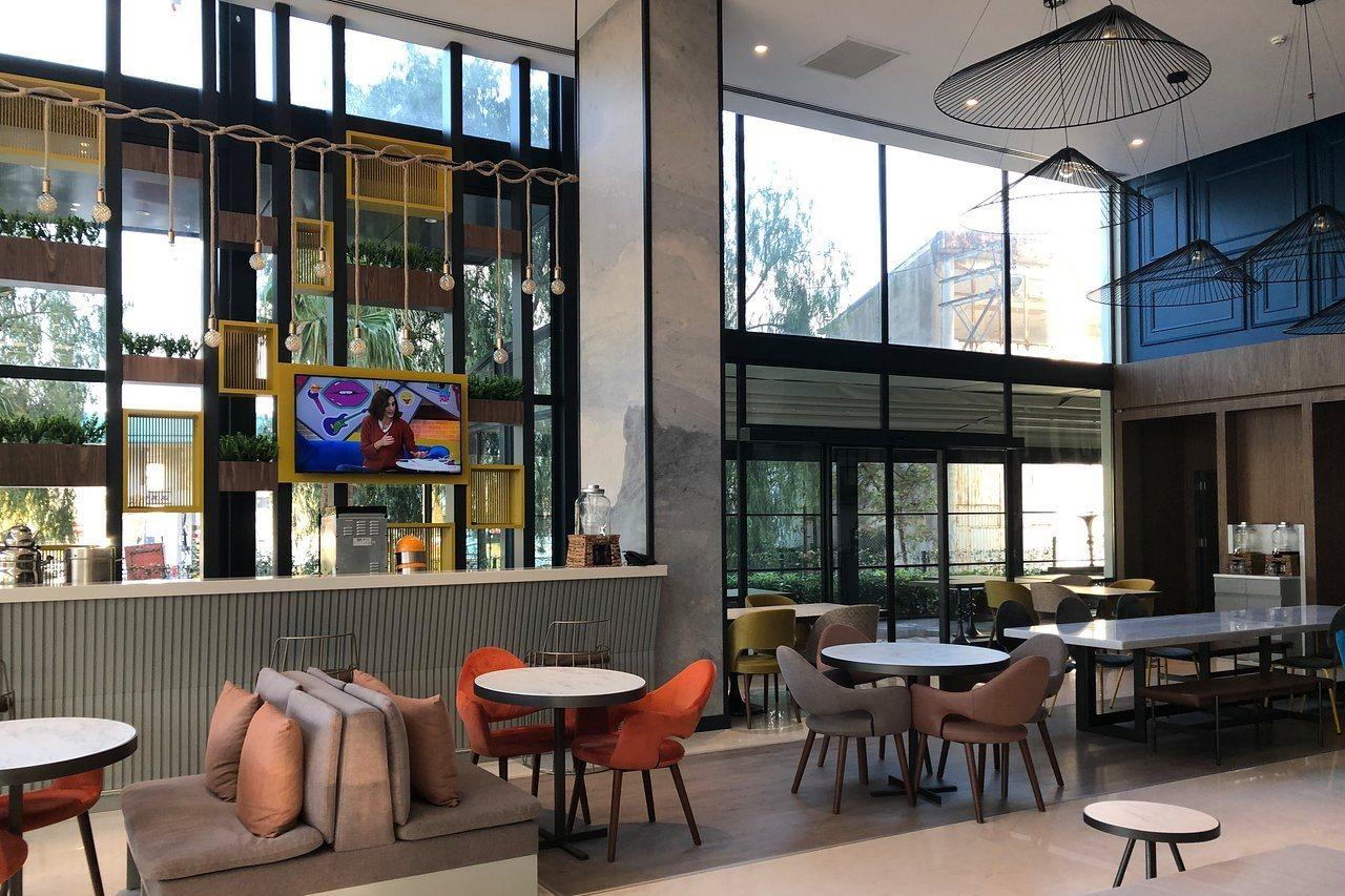 Ibis Styles Bornova Отель Измир